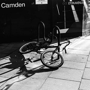 #london #filmphotography #film  #analogphotography #analog #homedeveloped #shotonfilm #analogvibes #selfdevelopment #streetphotography #street #nature #naturephotography #blackandwhite #bnw #fomapan100 #foma #fomapan #olympus #is-3000 #olympusis3000 #is3000